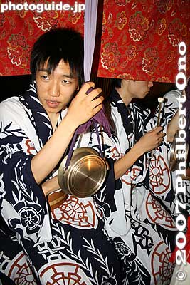 Bells
Keywords: kyoto gion matsuri festival summer float yoiyama