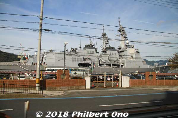 This is the Atago, a guided missile destroyer.
Keywords: kyoto Maizuru Brick Park red buildings renga