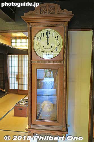 Grandfather's clock.
Keywords: mie kameyama seki-juku shukuba tokaido stage town
