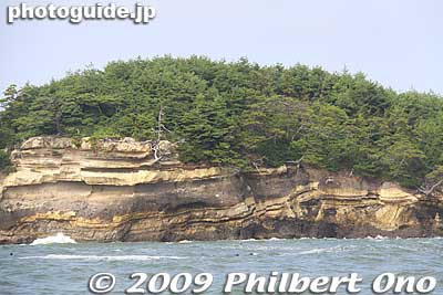 Matsushima would also be interesting to geologists.
Keywords: miyagi matsushima-machi nihon sankei scenic trio pine trees islands boat cruise 