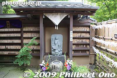 Date Mitsumune died at age 19 in Edo Castle, rumored to have been poisoned. His talents and abilities were feared by the Tokugawa.
Keywords: miyagi matsushima-machi nihon sankei scenic trio buddhist temple 