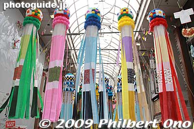 This was my second time to see Sendai Tanabata. The first time was quite some time ago. I had high expectations, and I was not disappointed.
Keywords: miyagi sendai tanabata matsuri festival tohoku star bamboo decorations matsuri8