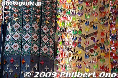 Keywords: miyagi sendai tanabata matsuri star festival decorations 