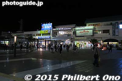 Matsumoto Station at night.
Keywords: nagano matsumoto station