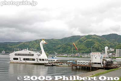 Boat cruises
Keywords: nagano prefecture suwa lake