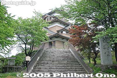 Stairs to castle tower
Keywords: nagano prefecture suwa takashima castle