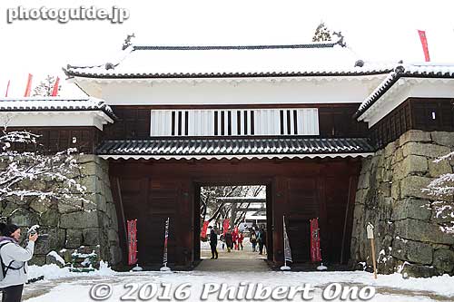 Main gate of Ueda Castle.
Keywords: nagano ueda castle sanada clan