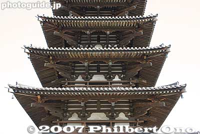 Keywords: nara ikaruga-cho horyuji temple Buddhist Shotoku-shu world heritage site pagoda National Treasure