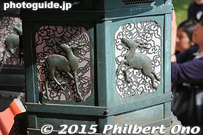 Deer on a bronze lantern atKasuga Taisha Shrine, Nara.
Keywords: nara kasuga taisha shrine japansculpture