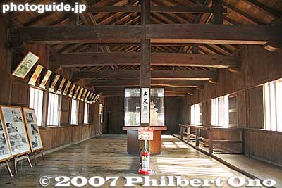 Inside upper floor of Omotemon Gate 表門
Keywords: niigata shibata castle park turret