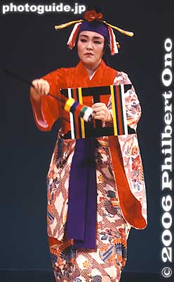 Keywords: okinawa ryukyu dance bingata kimono