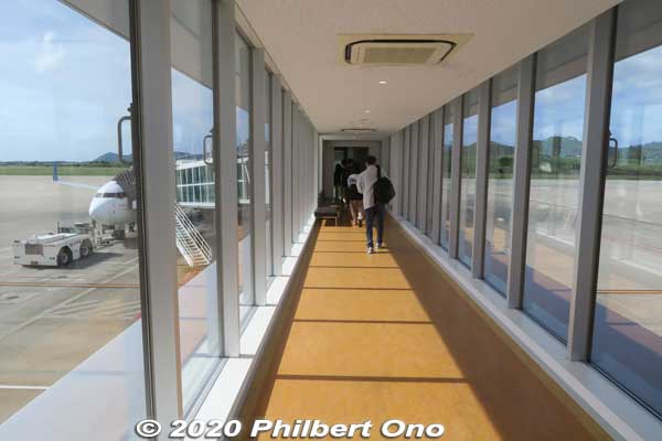 Jet bridge
Keywords: okinawa Ishigaki Airport