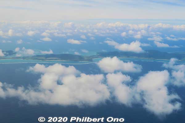 Aerial view of Ibaruma and Hirakubo, Ishigaki.
Keywords: okinawa Ishigaki aerial view