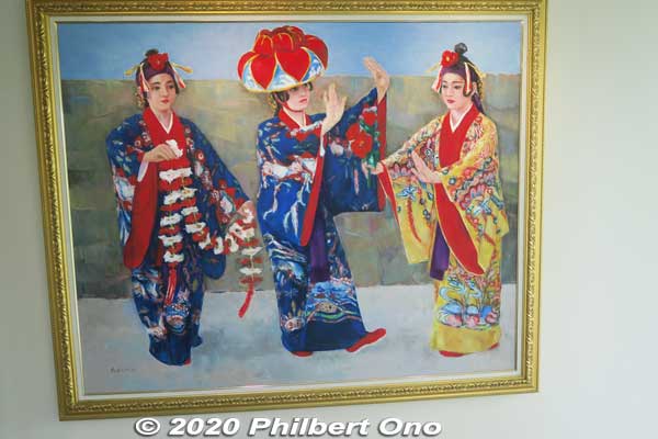 Painting of Okinawan dancers in the hotel.
Keywords: okinawa Ishigaki Ishigakijima Beach Hotel Sunshine