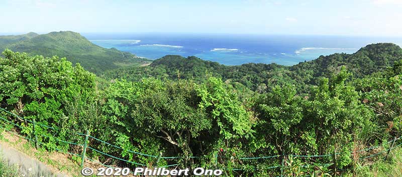 View from Nosokodake Lookout Point in northern Ishigaki. 
Keywords: okinawa Ishigaki Nosokodake mt.
