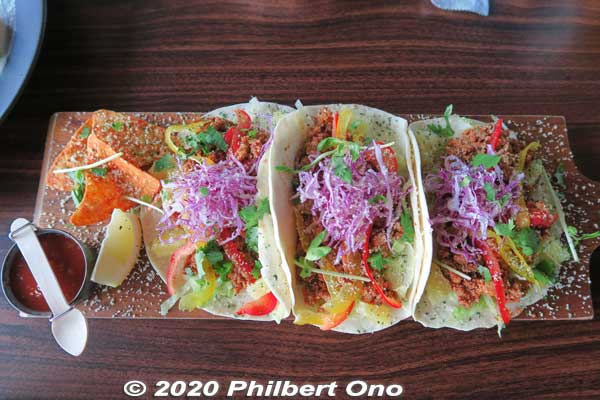 Tacos at Airando FIJI Restaurant & Cafe.
Keywords: okinawa nakajin-son kouri kori island