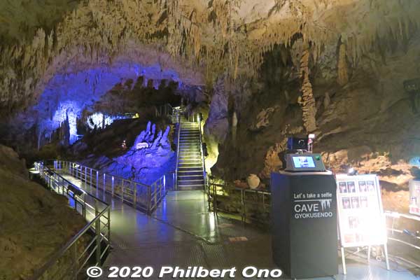 Take a selfie here.
Keywords: okinawa nanjo world gyokusendo cave cavern