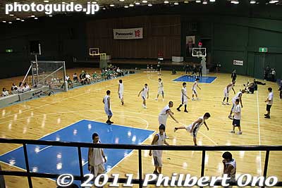 Warm-up period.
Keywords: osaka hirakata hawaii university basketball game panasonic trians arena 