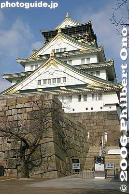 Keywords: osaka prefecture castle