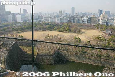 View of Nishinomaru Garden from castle tower
Keywords: osaka prefecture castle
