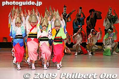 Also see [url=http://www.youtube.com/watch?v=VRyeFTQiAbY]my YouTube video here.[/url]
Keywords: saitama koshigaya minami koshigaya awa odori dance matsuri festival dancers women