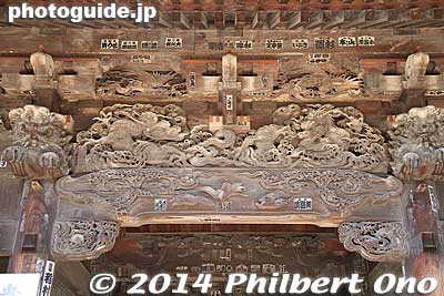 Kisomon Gate wooden carvings.
Keywords: saitama kumagaya Menuma Shodenzan Kangiin temple