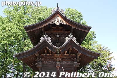 Kisomon Gate is very unusual for its triple gables.
Keywords: saitama kumagaya Menuma Shodenzan Kangiin temple
