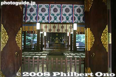 Inside Haiden Hall
Keywords: saitama omiya hikawa shrine shinto