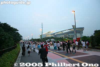 These photos were taken during the Vodafone Cup with the Urawa Reds vs. Manchester United on July 30, 2005. Over 58,000 fans attended. 
Keywords: saitama urawa reds soccer stadium vodafone cup manchester united