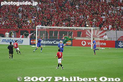 Keywords: saitama urawa reds soccer stadium vodafone cup manchester united