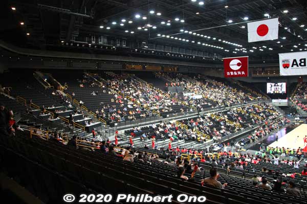 For smaller crowds, Saitama Super Arena can be adjusted to have only two tiers of seats.
Keywords: saitama super arena