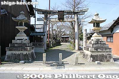 Hachiman Jinja Shrine in Echigawa-juku, Shiga
Keywords: shiga aisho-cho echigawa-juku nakasendo road post stage town station