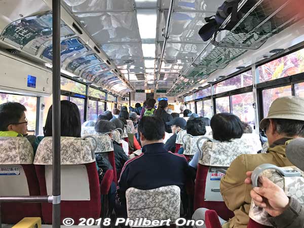 Inside the Koto Sanzan shuttle bus from Kongorinji to Hyakusaiji. Quite full this day. 
Keywords: shiga aisho koto sanzan kongorinji temple