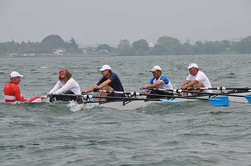Although it was during the rainy season, the rowers endured minimal rain and bad weather. The tour went on every day as scheduled. If it were Aug., it would have been really hot and humid.
