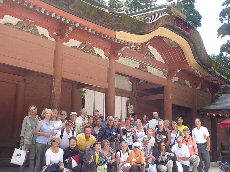Group in front of Konpon Chudo Hall, a National Treasure and Enryakuji's main worship hall and largest building.
