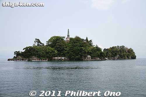 Takeshima means "Island of Many Views" because it looks dramatically different from different angles.
Keywords: shiga hikone takeshima lake biwa fisa world rowing tour biwako lake biwa boats 