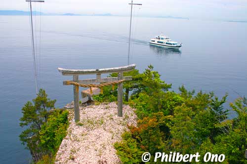 Chikubushima
Keywords: shiga biwako lake biwa