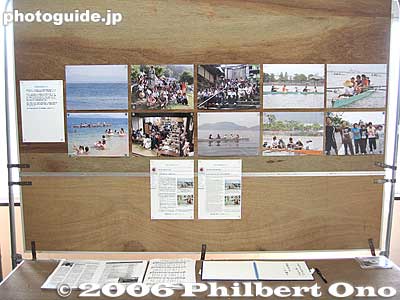 Photos of Kyoto University Rowing Club's Lake Biwa rowing trip, including a picture of them posing with the Chomeiji song monument.
Keywords: shiga lake biwa rowing song photo exhibition gallery