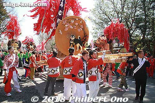 Ishin-cho float. 為心町 
Keywords: shiga omihachiman sagicho matsuri festival float 2018 dog