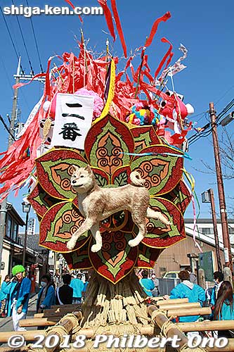 Shichikukai float. 紫竹会
Keywords: shiga omi hachiman sagicho matsuri festival float 2018 dog