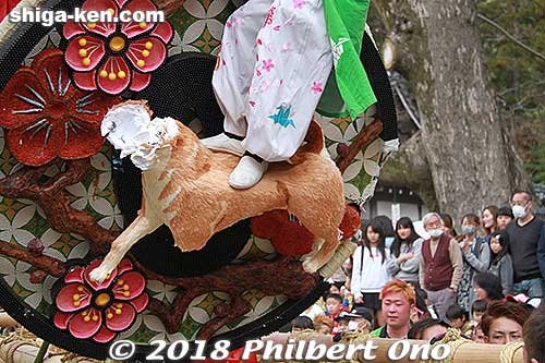 Dai-niku float's dog with no head. 第二区
Keywords: shiga omihachiman sagicho matsuri festival float 2018 dog