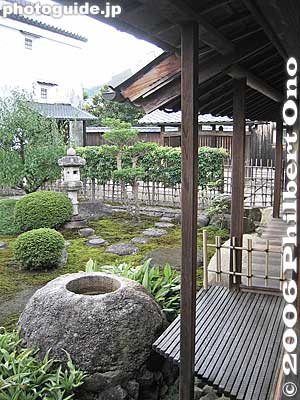 Nishikawa residence.
Keywords: shiga omi-hachiman merchant home omi shonin