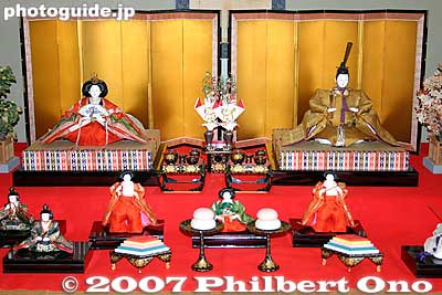 Hina festival dolls
Keywords: shiga higashiomi gokasho omi shonin merchant homes houses hina doll hinamatsuri matsuri3 Tonomura Shigeru