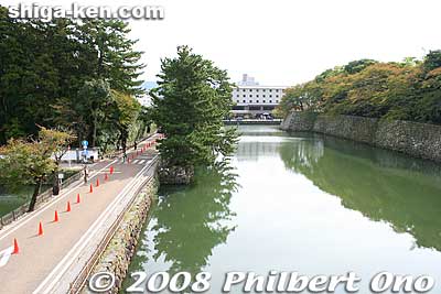 Keywords: shiga hikone castle moat