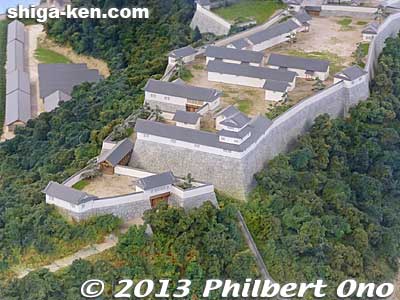 Scale model of original Nishinomaru Sanju-yagura turret.
Keywords: shiga hikone castle