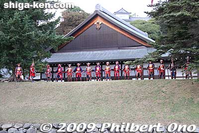 The Hikone Gun Battalion in formation for a firing demo.
Keywords: shiga hikone castle parade festival matsuri 
