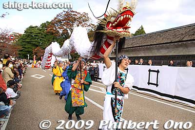 Dragon dance
Keywords: shiga hikone castle parade festival matsuri 