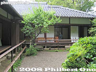 We can peer inside the rooms from outside, but cannot actually enter the building.
Keywords: shiga hikone ii naosuke umoregi-no-ya