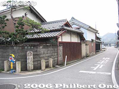 Road marker
Keywords: shiga hikone toriimoto stage town nakasendo