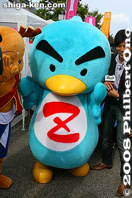 Zoom-in.
Keywords: shiga hikone mascot character costume yuru-kyara festival matsuri 